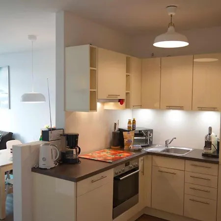 Semesterbostad Inselblume 46 - In Mit Balkon Und Viel Licht *