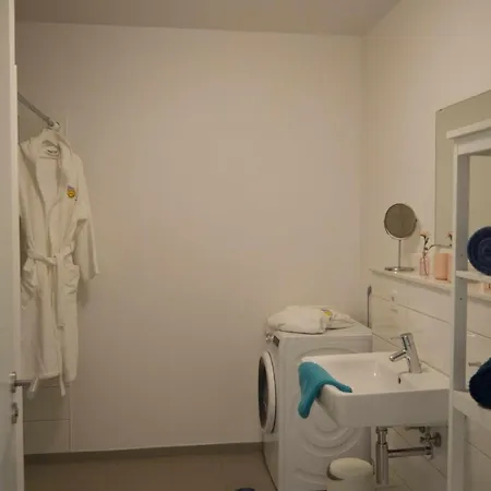 Inselblume 46 - In Mit Balkon Und Viel Licht Dom wakacyjny *